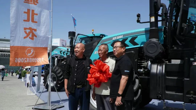 智驭向前｜徐州凯尔精彩亮相2025新疆农机展